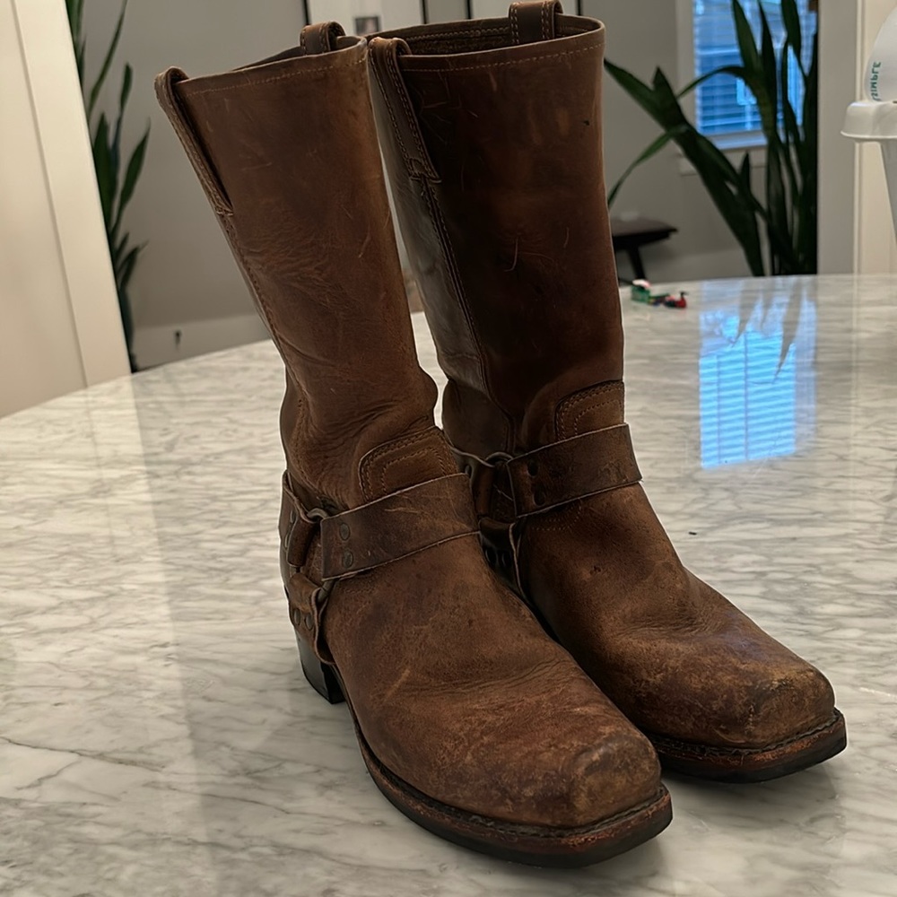 Frye Harness boot 9.5